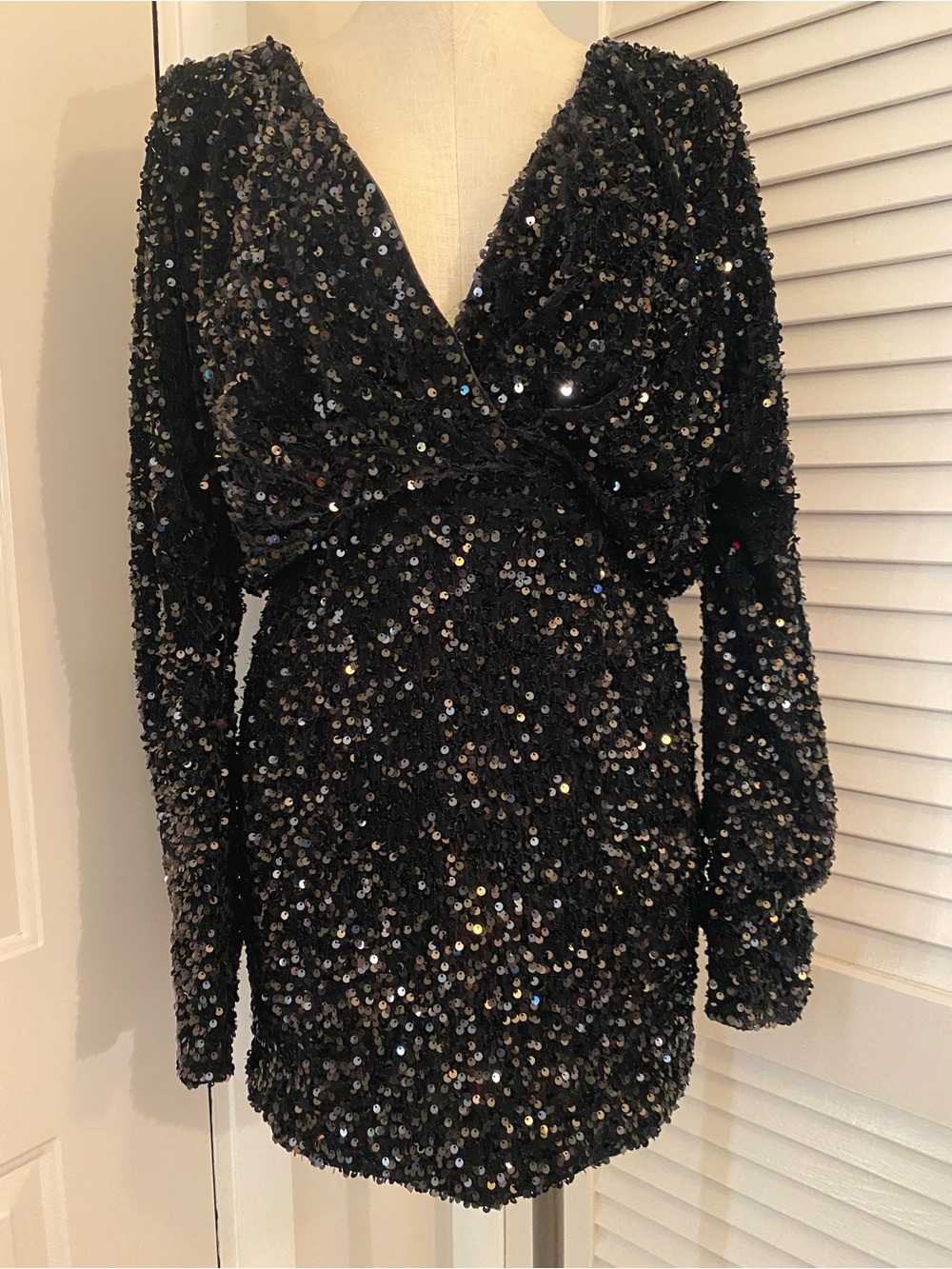 Fashion Nova Black Sequin V-Neck Long Sleeve Mini Dress- Size Medium